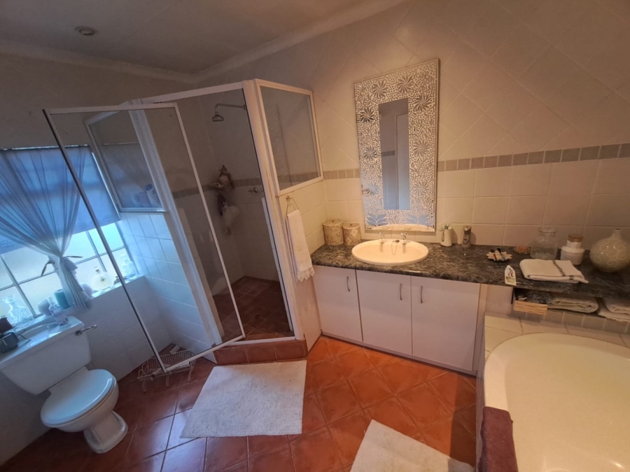 4 Bedroom Property for Sale in Park West Free State